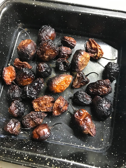 Bloody Knuckles – Extra Hot Smoked Garlic Chili Sauce 🔥
